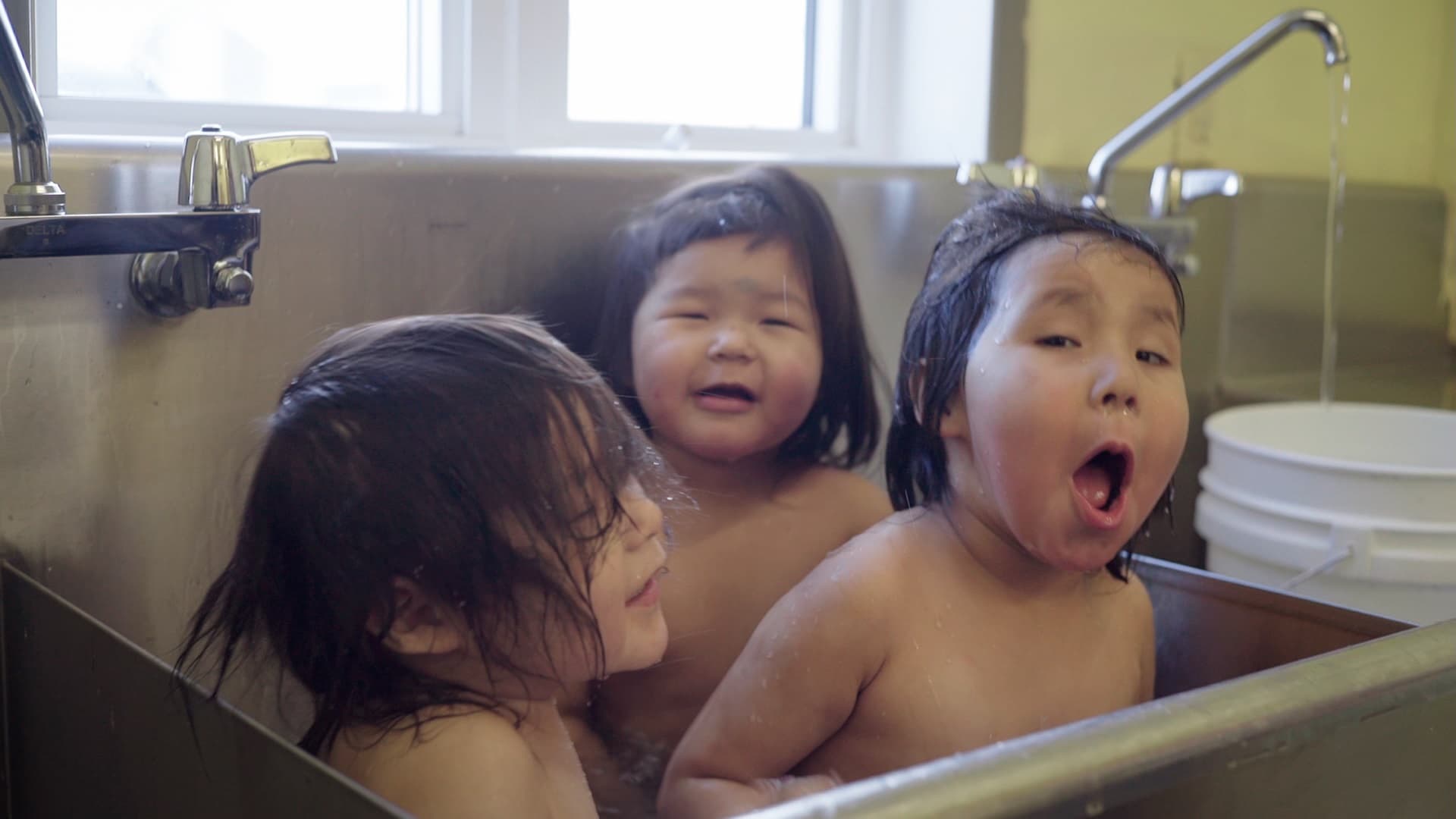 Still from Délia 9 to 5