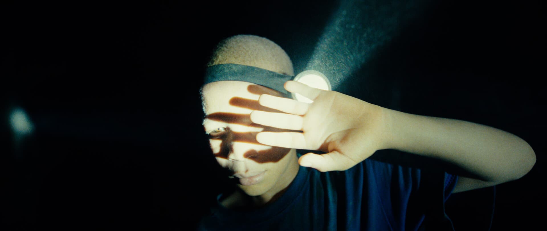 Still from L'enfant à la peau blanche / The boy with white skin