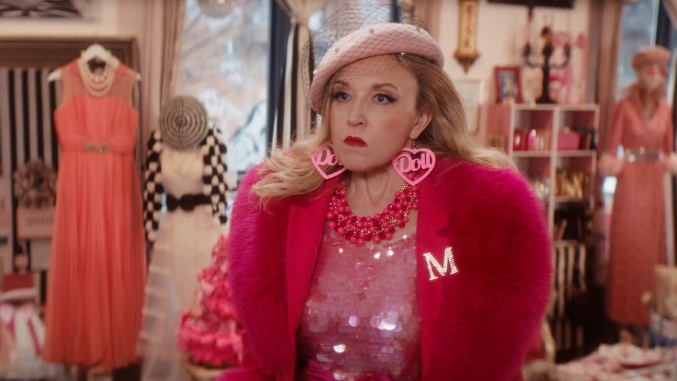 Still from CREDIT QUEEN